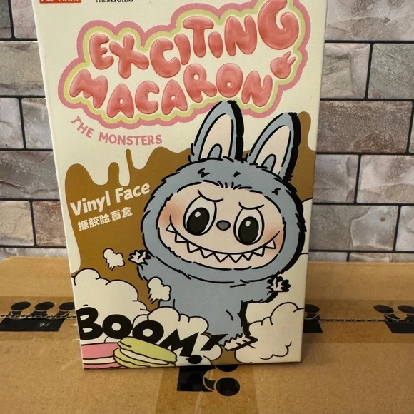 Labubu Exciting Macaron Sea Salt Coconut - Picture 2 of 4